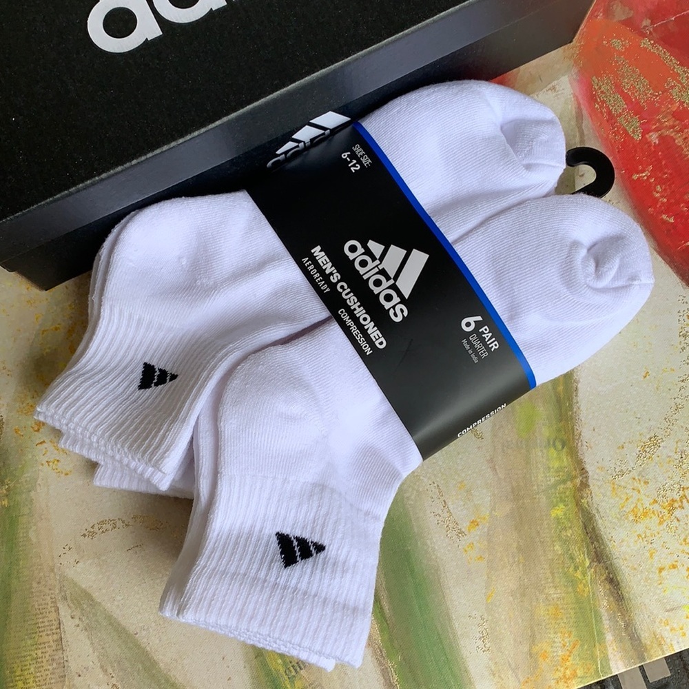 ADIDAS MEN’S CUSHIONED 6 pair QUARTER SOCKS - Picture 2 of 16